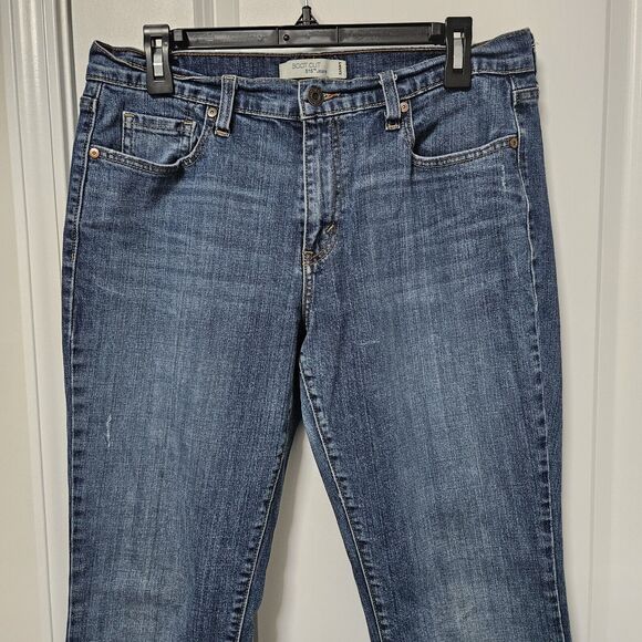 Levi's 515 Jeans Women’s (31x32) Blue Bootcut Mid Rise Flap Pockets Western GUC - Picture 4 of 9